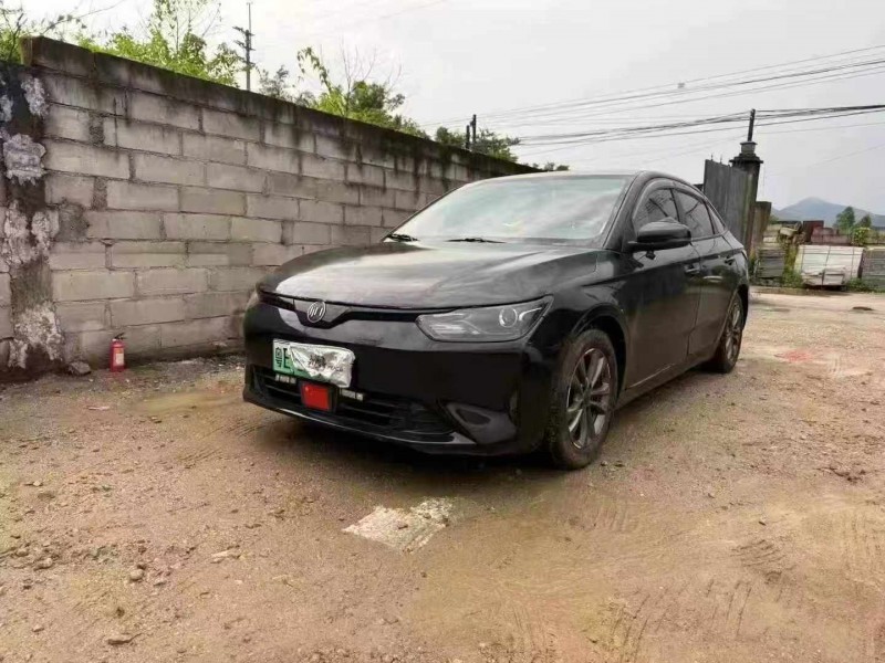 深圳22年威马汽车E53