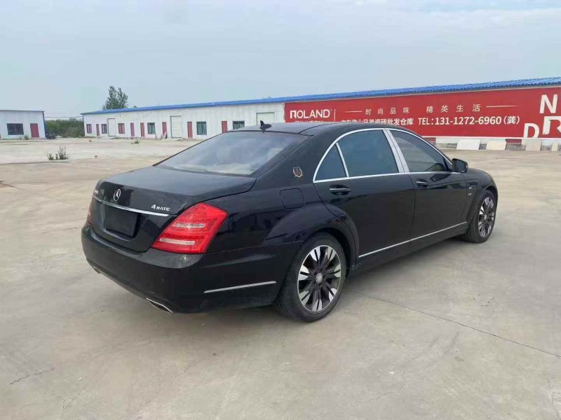 淄博11年奔驰S8