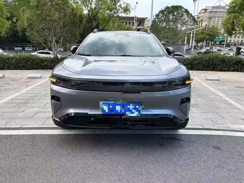 株洲25年長安汽車啟源1