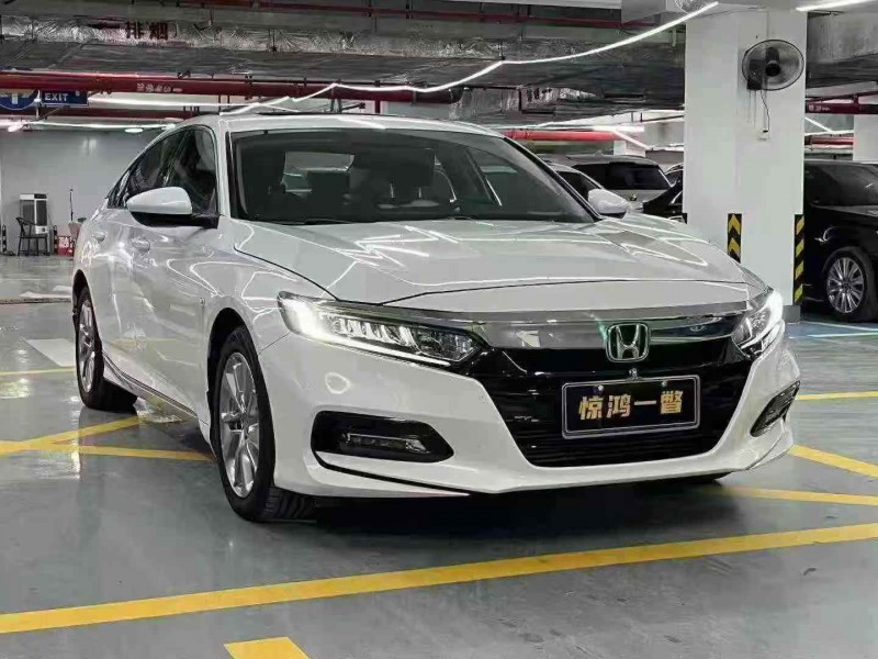 深圳20年本田雅阁2
