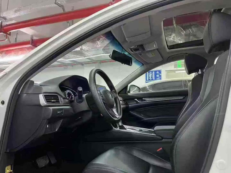 深圳20年本田雅阁4