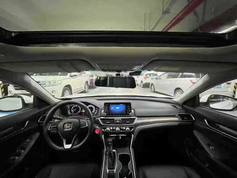 深圳20年本田雅阁5