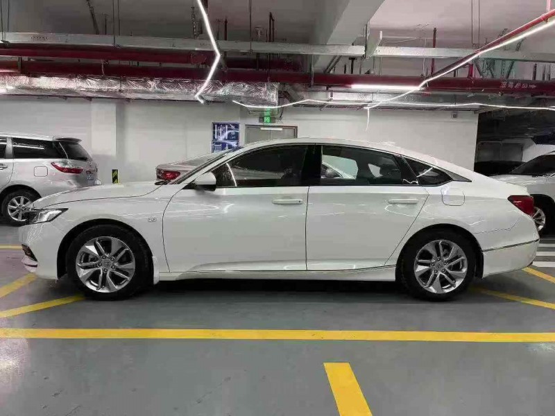 深圳20年本田雅阁7