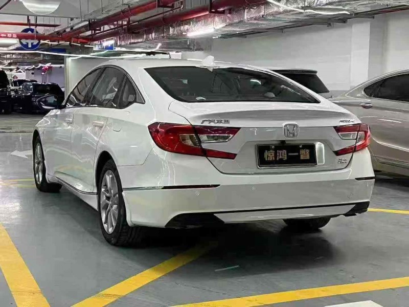 深圳20年本田雅阁8