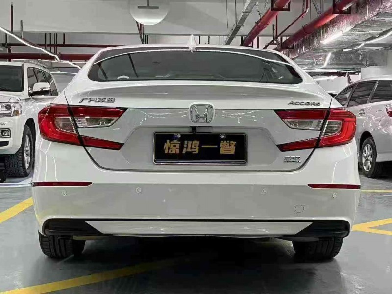 深圳20年本田雅阁9