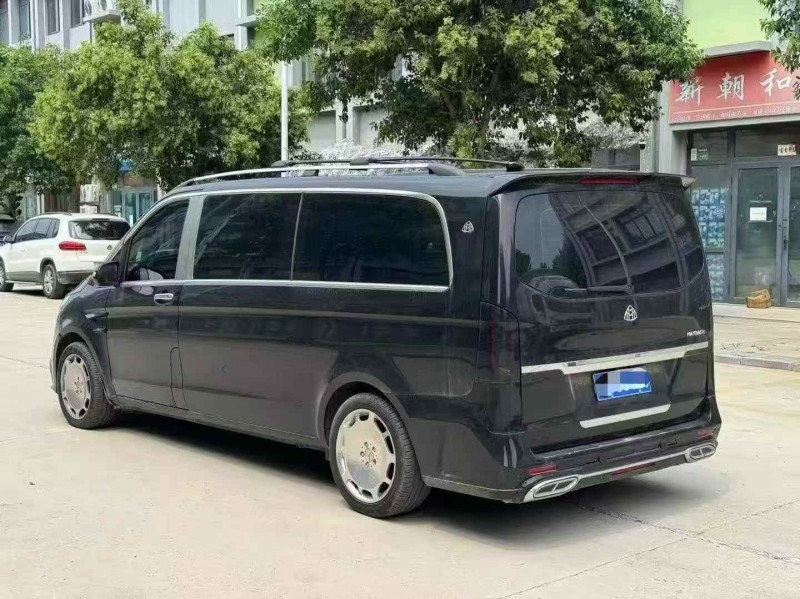 青岛20年奔驰威霆7