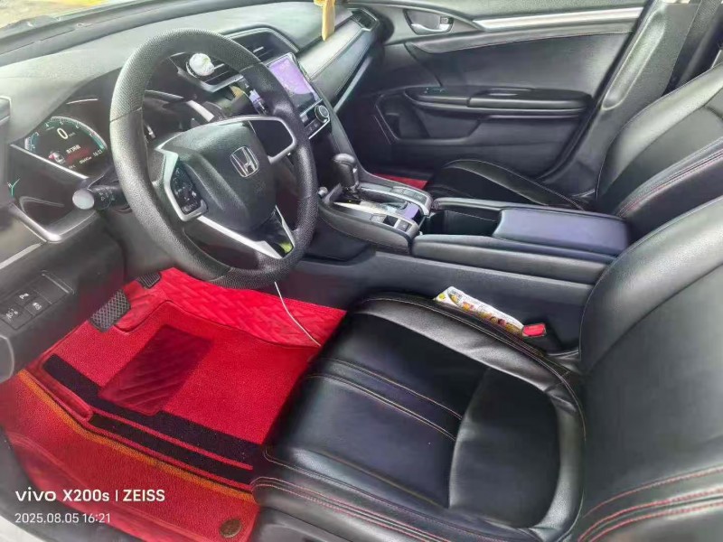 台州16年本田思域6