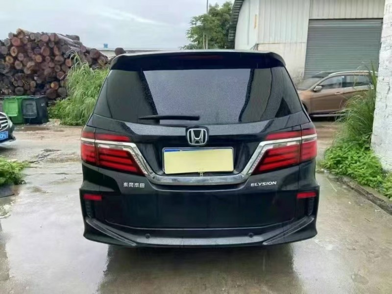 广州17年本田艾力绅7