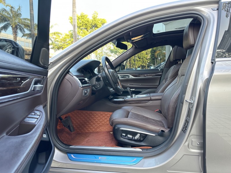 東莞17年寶馬7系6