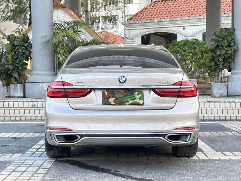 東莞17年寶馬7系9