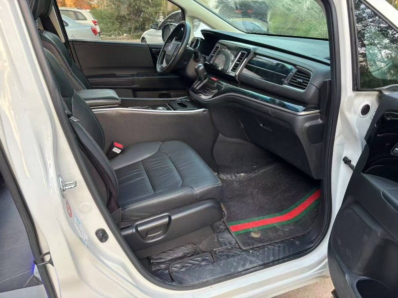 徐州21年本田艾力绅7