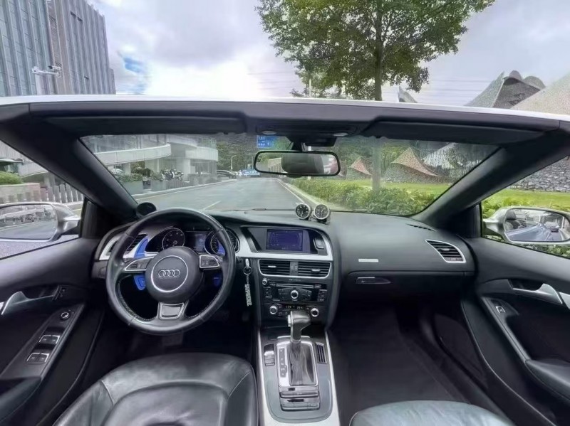 深圳16年奥迪A55