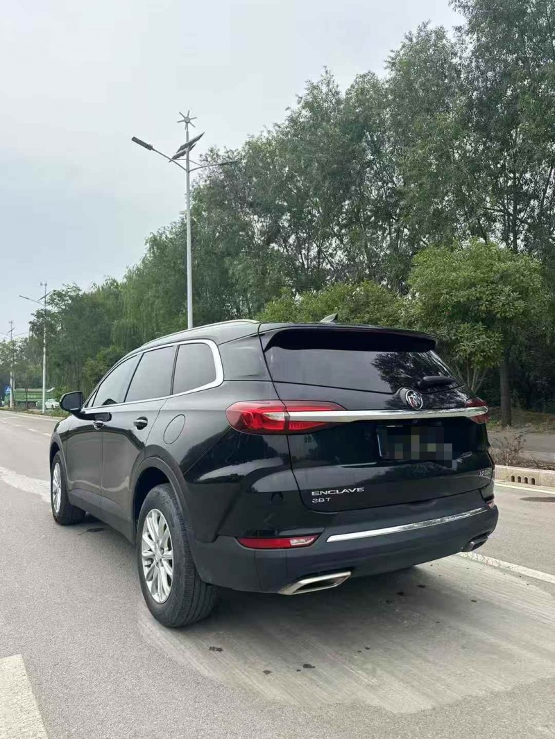 枣庄20年别克昂科旗8