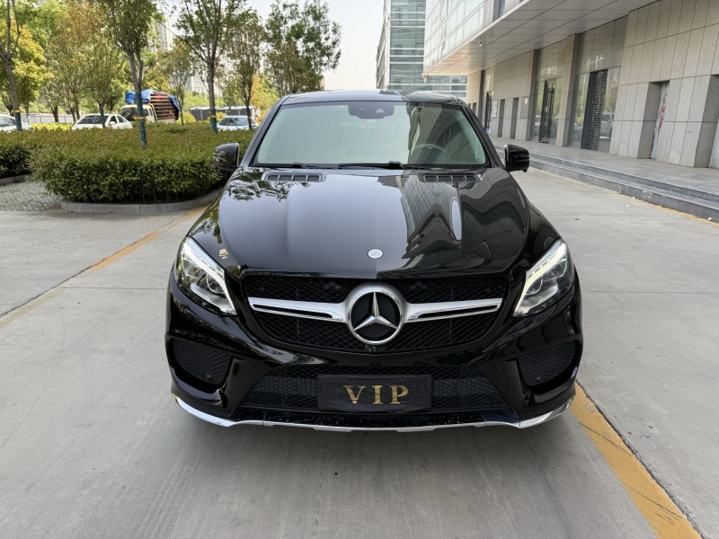 济宁17年奔驰GLE1