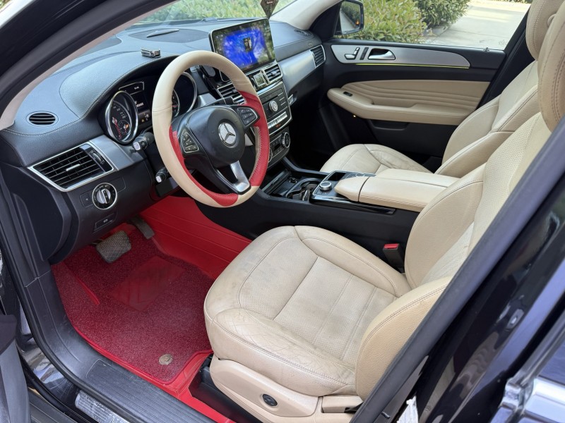 济宁17年奔驰GLE5