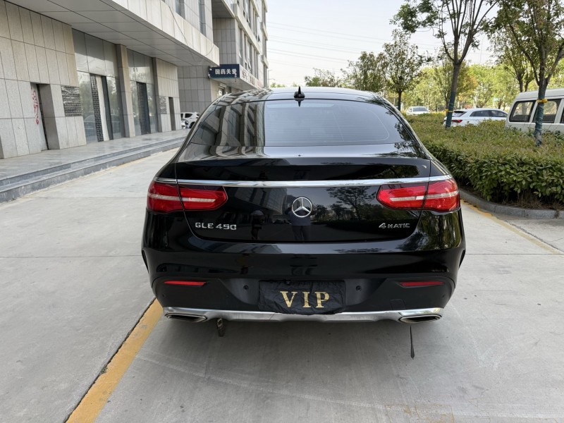 济宁17年奔驰GLE9