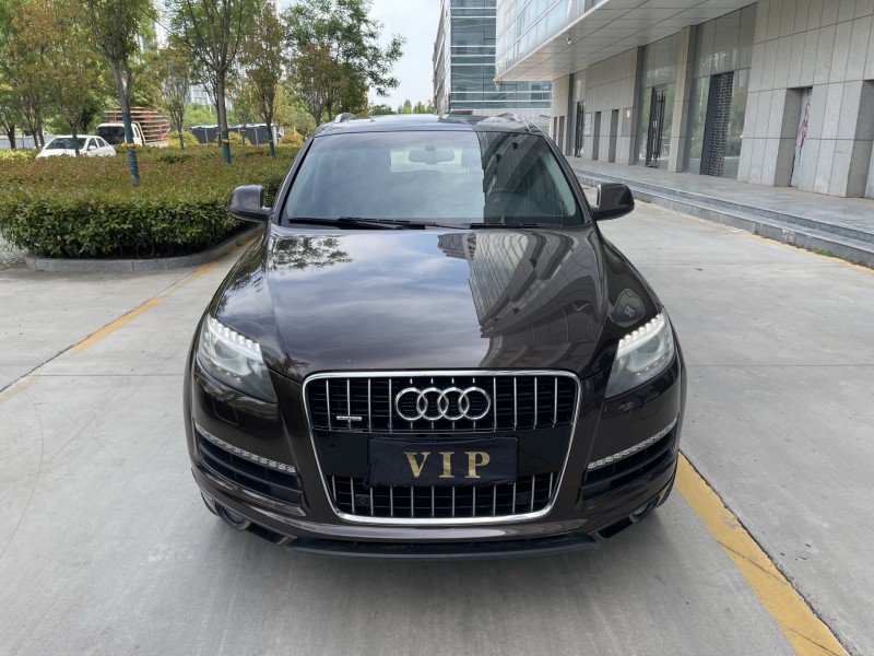 济宁13年奥迪Q71