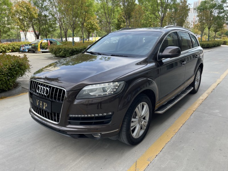 济宁13年奥迪Q73