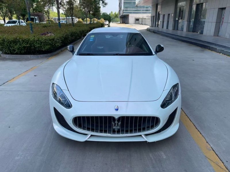 濟寧14年瑪莎拉蒂GT1