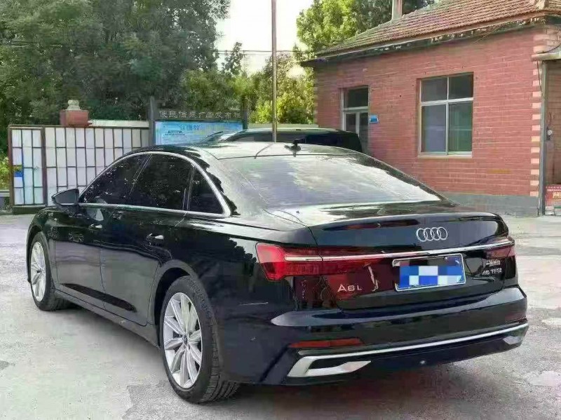 潍坊23年奥迪A6L8