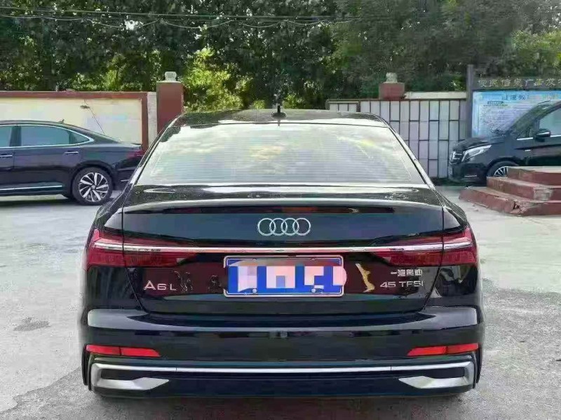 潍坊23年奥迪A6L9
