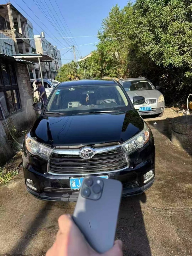 臺州17年豐田漢蘭達1