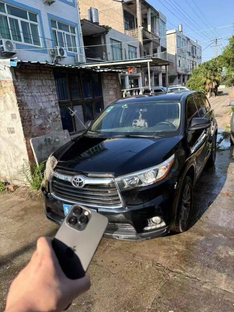 臺州17年豐田漢蘭達2