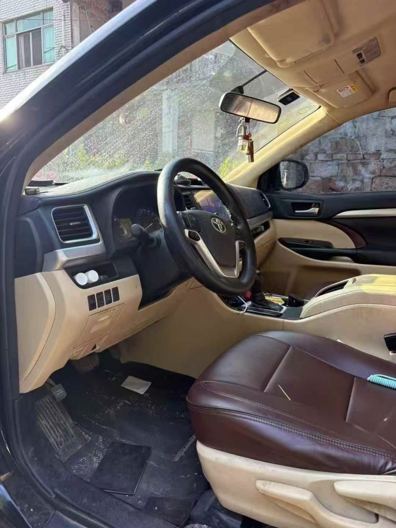 臺州17年豐田漢蘭達4