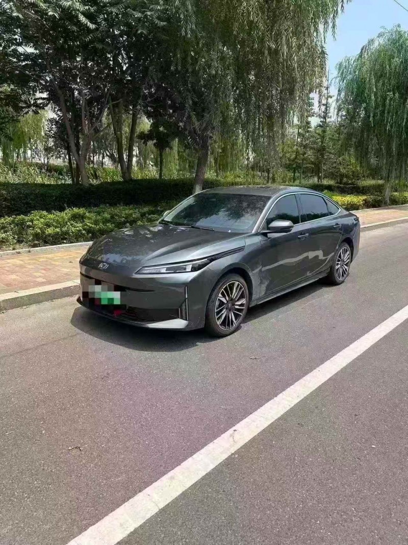 枣庄25年长安汽车启源2