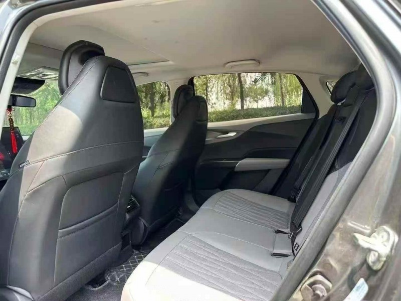 枣庄25年长安汽车启源6