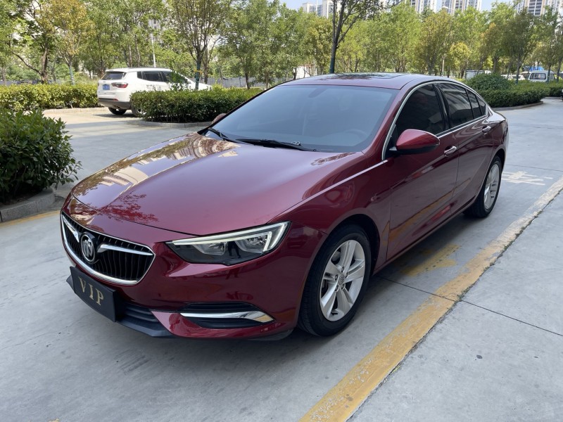 济宁20年别克君威3