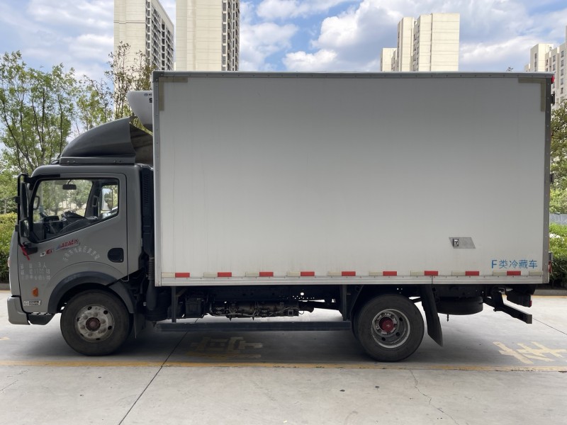 濟寧24年東風多利卡7