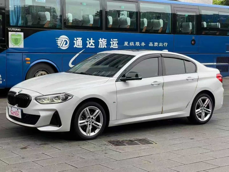 佛山22年宝马1系3