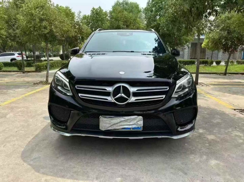 青岛17年奔驰GLE1