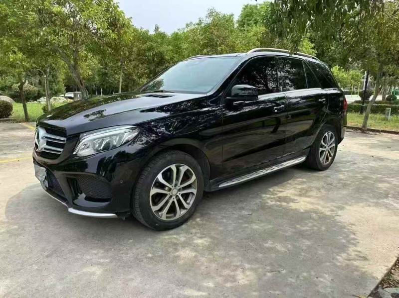 青岛17年奔驰GLE3