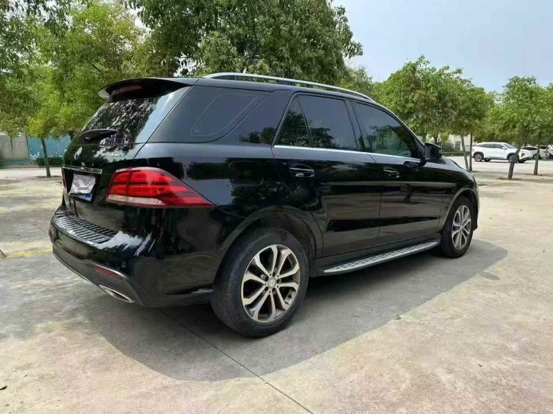 青岛17年奔驰GLE8