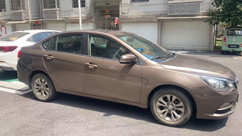 宜春15年東南汽車V52