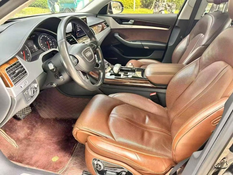 济南18年奥迪A8L5