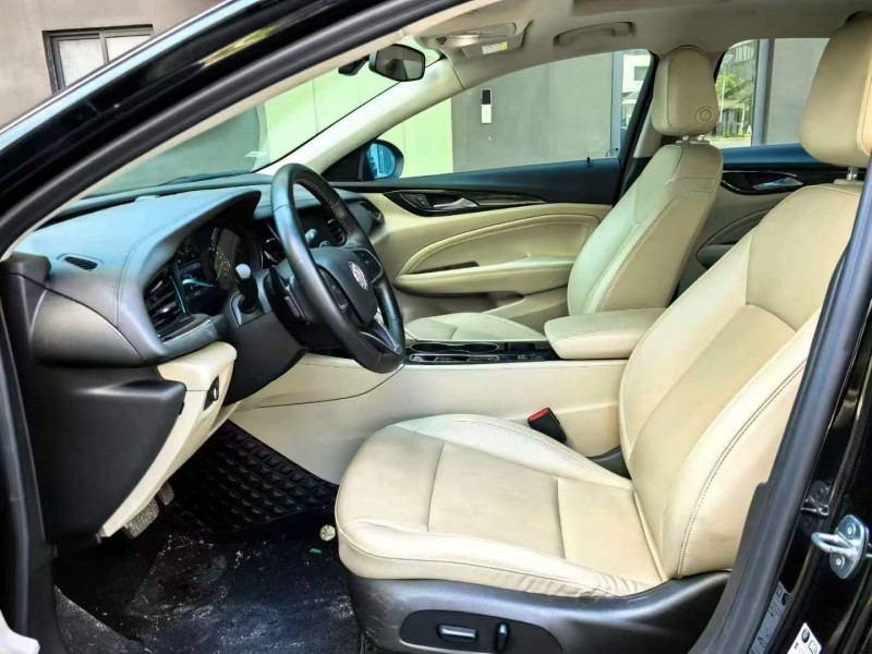 徐州21年别克君威5