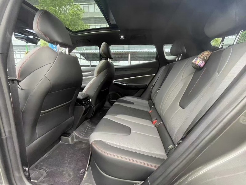 廣州23年吉利博越4