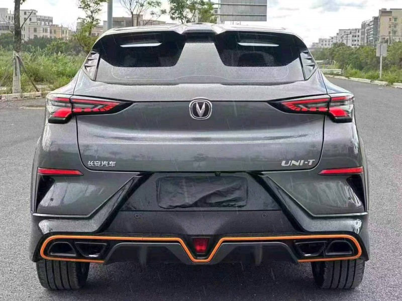 深圳23年长安汽车UNI9