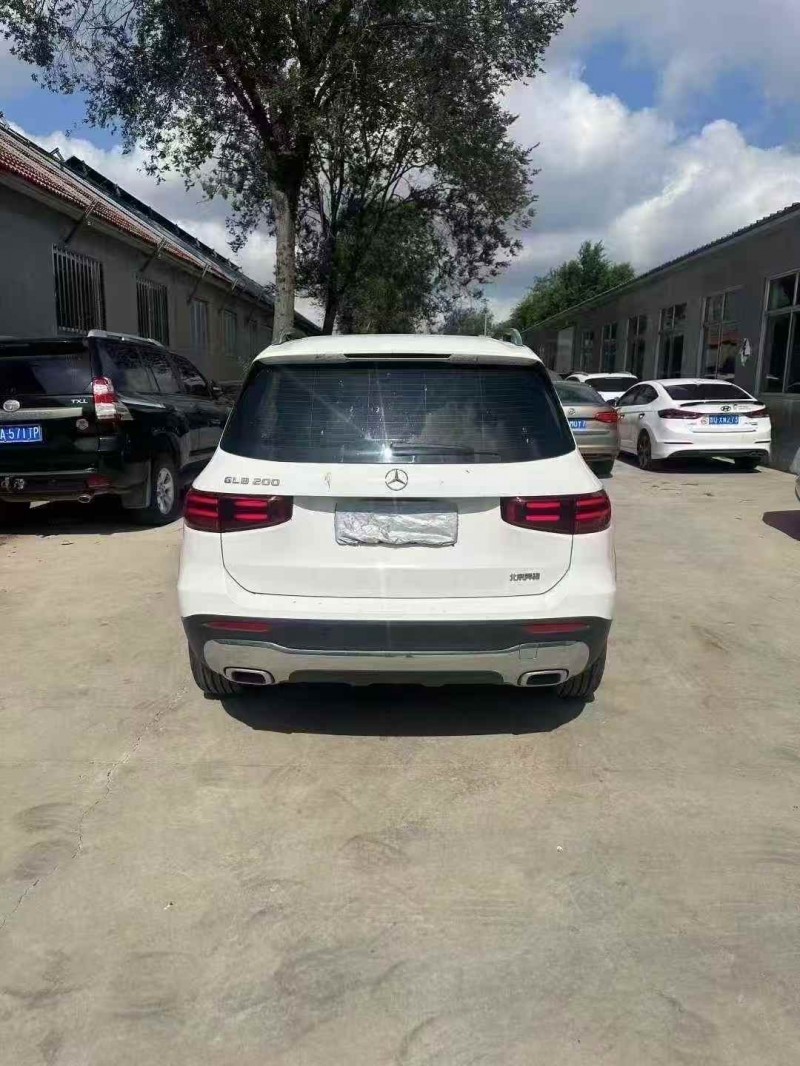 淄博23年奔驰GLB8