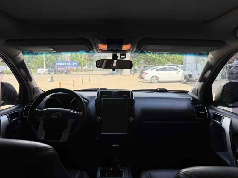 淄博16年豐田普拉多4