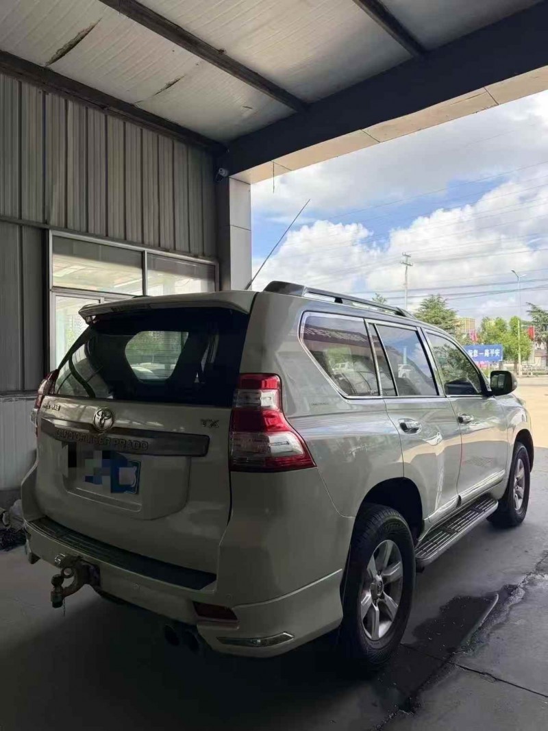 淄博16年豐田普拉多7