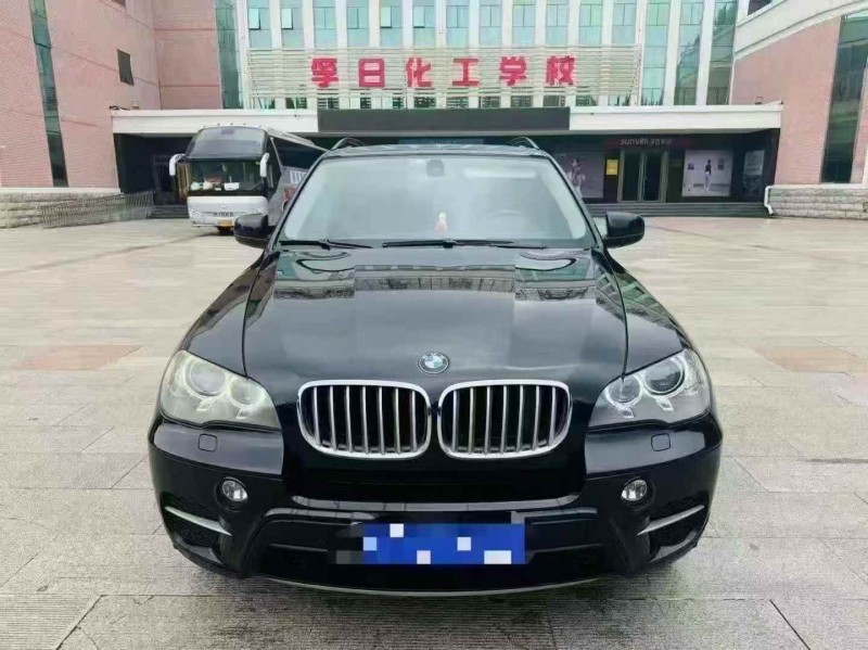 青岛11年宝马X51