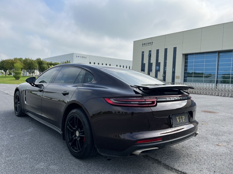 鹽城18年保時捷帕拉梅拉8