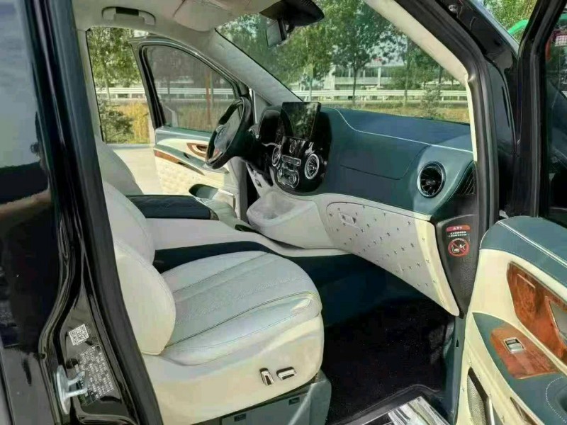 徐州23年奔驰威霆6