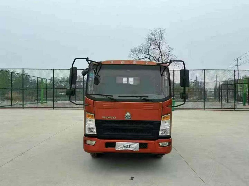 徐州20年卡車系列重汽豪沃1