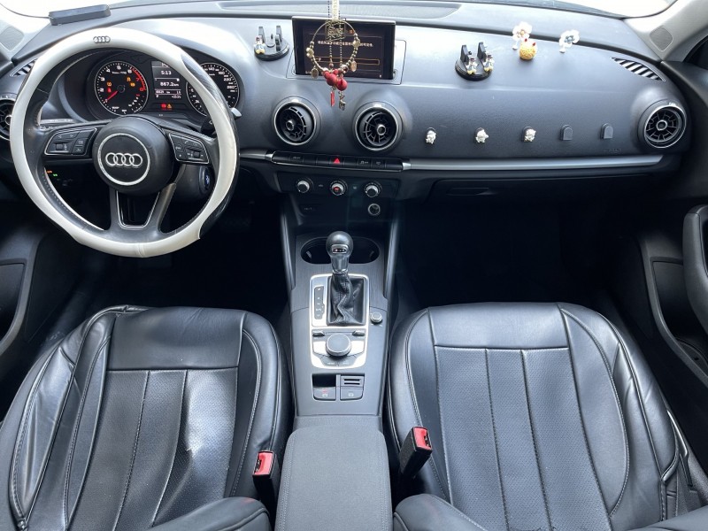 济宁19年奥迪A34