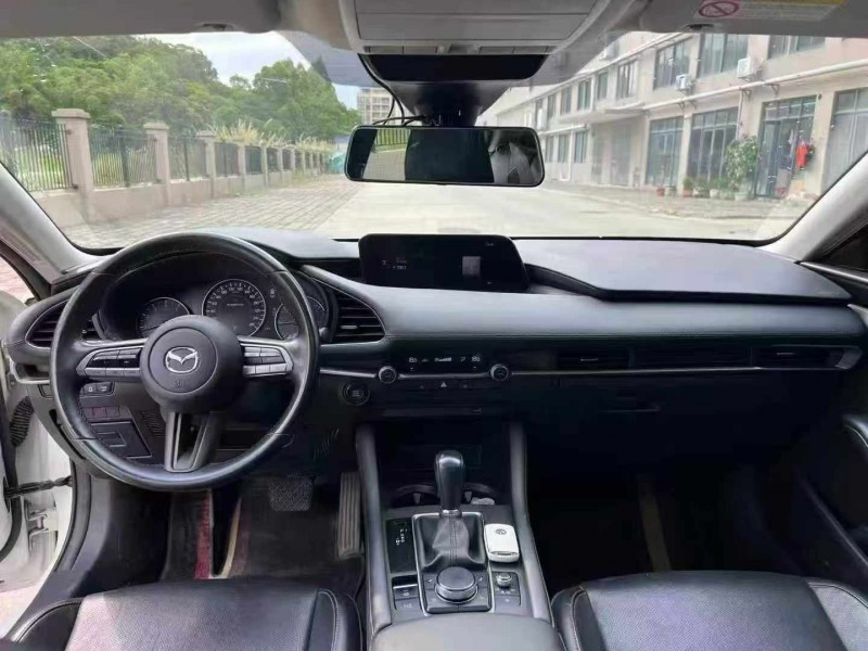 湛江20年馬自達昂克賽拉4